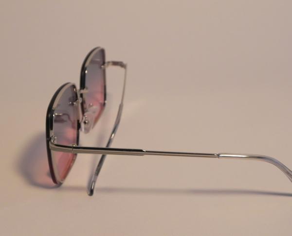 Sonnenbrille silber mit rosa Gläsern